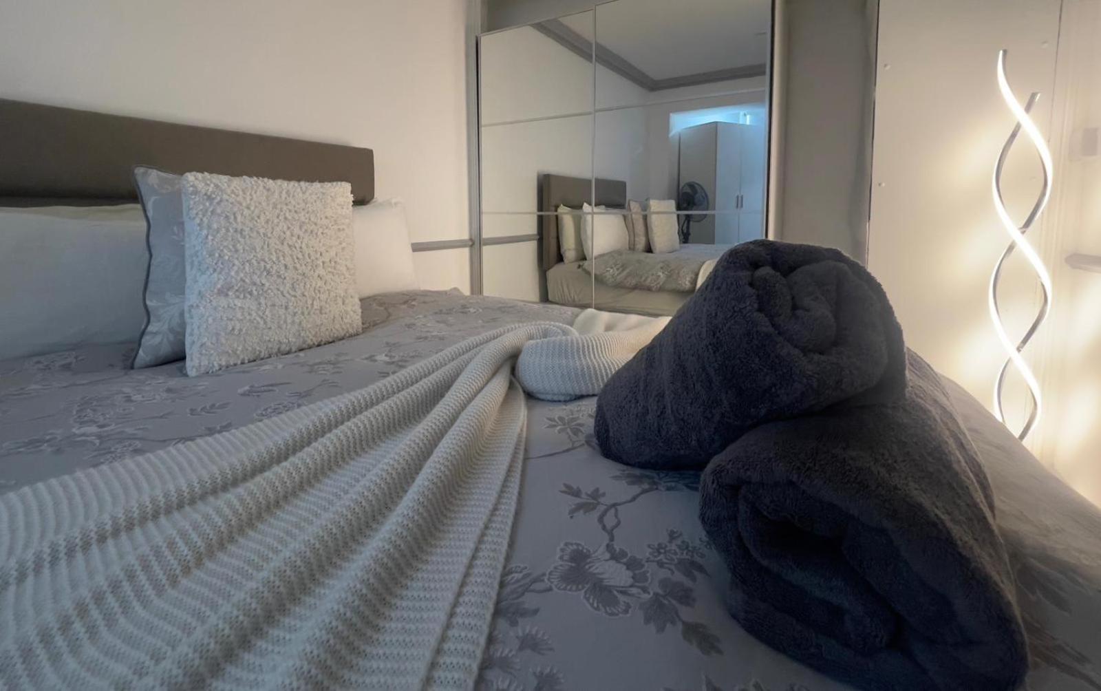 Appartement Modern & 1 Bedroom For 4 Guests In