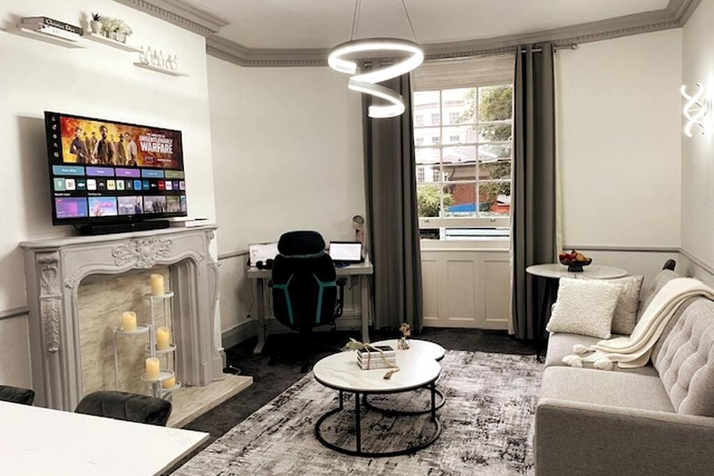 Apartment Modern & 1 Bedroom For 4 Guests In Brighton