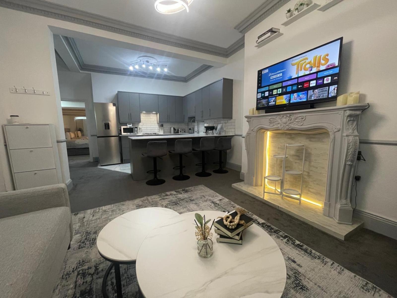 Modern & 1 Bedroom For 4 Guests In * Brighton